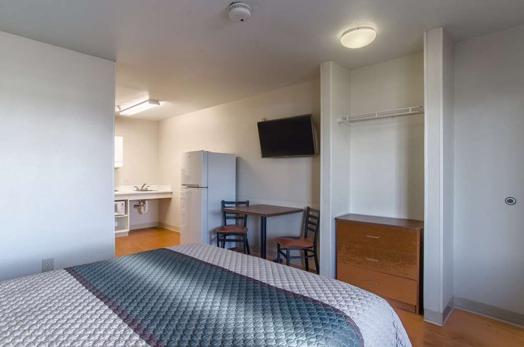 Hometowne Studios By Red Roof Denver - Airport/Aurora Habitación foto
